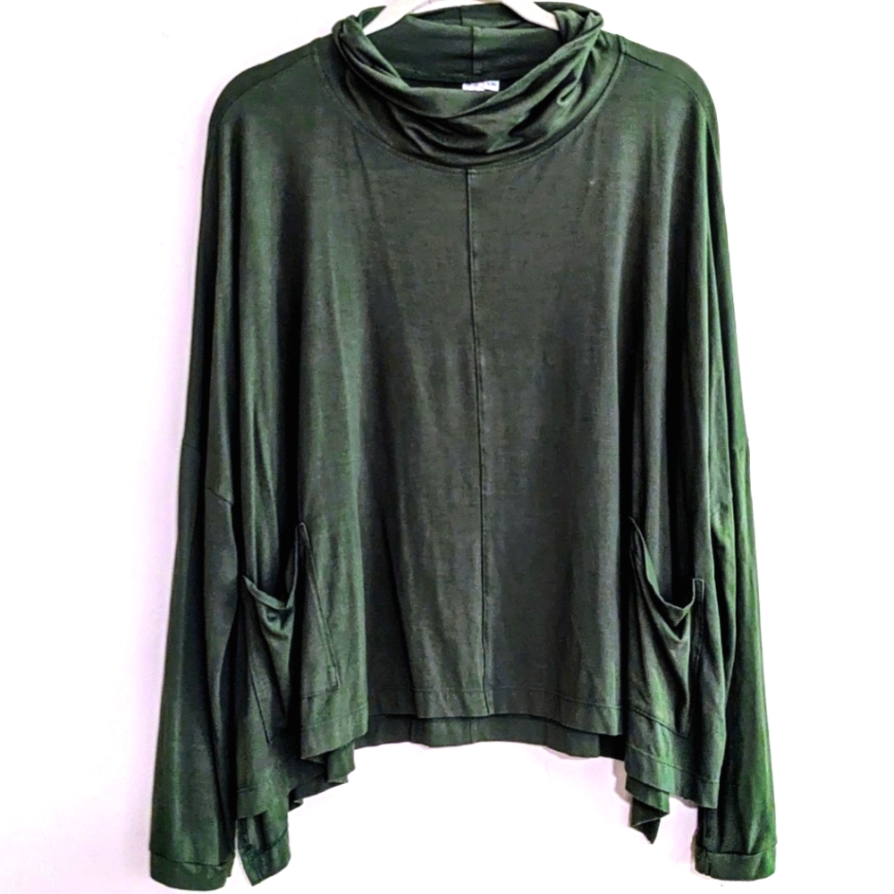 Shop Flutter Mock Turtleneck Top – Hunter Green – Size L/XL